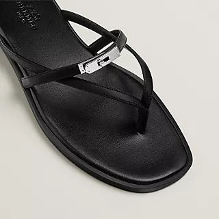 Miss Sandal